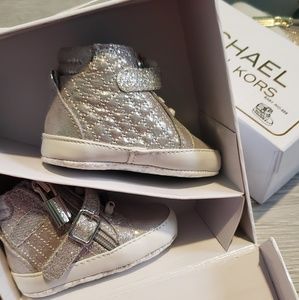 NNW Michael Kors Baby Metallic Smeakers Sz 1